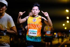 BIB: 27824
                            <button type="button" onclick="openModal(8573161)" class="btn btn-primary btn-sm float-right btn-popup" data-toggle="modal" data-target=".modal-high-quality">
                        <i class="fas fa-shopping-cart"></i> Add to Cart
                    </button>
                                            <button type="button" onclick="isThisMe(8573161, true)" class="btn btn-success btn-sm float-right btn-popup btn-isme hidden" data-toggle="tooltip" data-placement="bottom" title="นี่คือรูปของคุณใช่ไหม คลิกที่นี่เพื่อเอาเข้าอัลบั้ม">
                        <i class="fas fa-plus"></i> Add to album
                    </button>
                    <button type="button" onclick="isThisMe(8573161, false)" class="btn btn-warning btn-sm float-right btn-popup btn-isnotme hidden">
                        <i class="fas fa-ban"></i> Remove from album
                    </button>